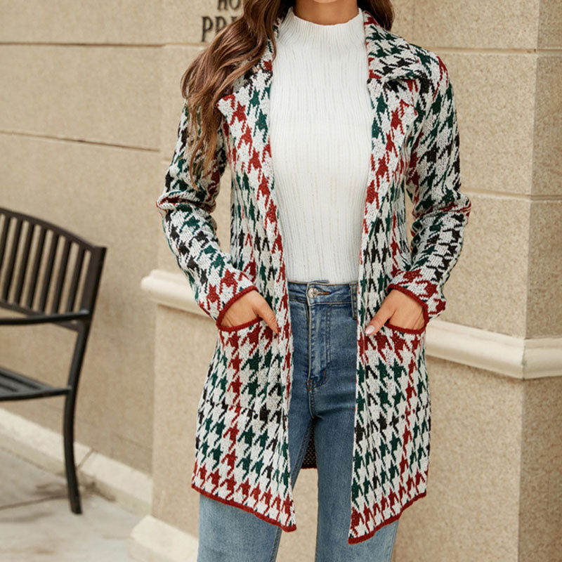 EB | Geometrischer Strickmantel