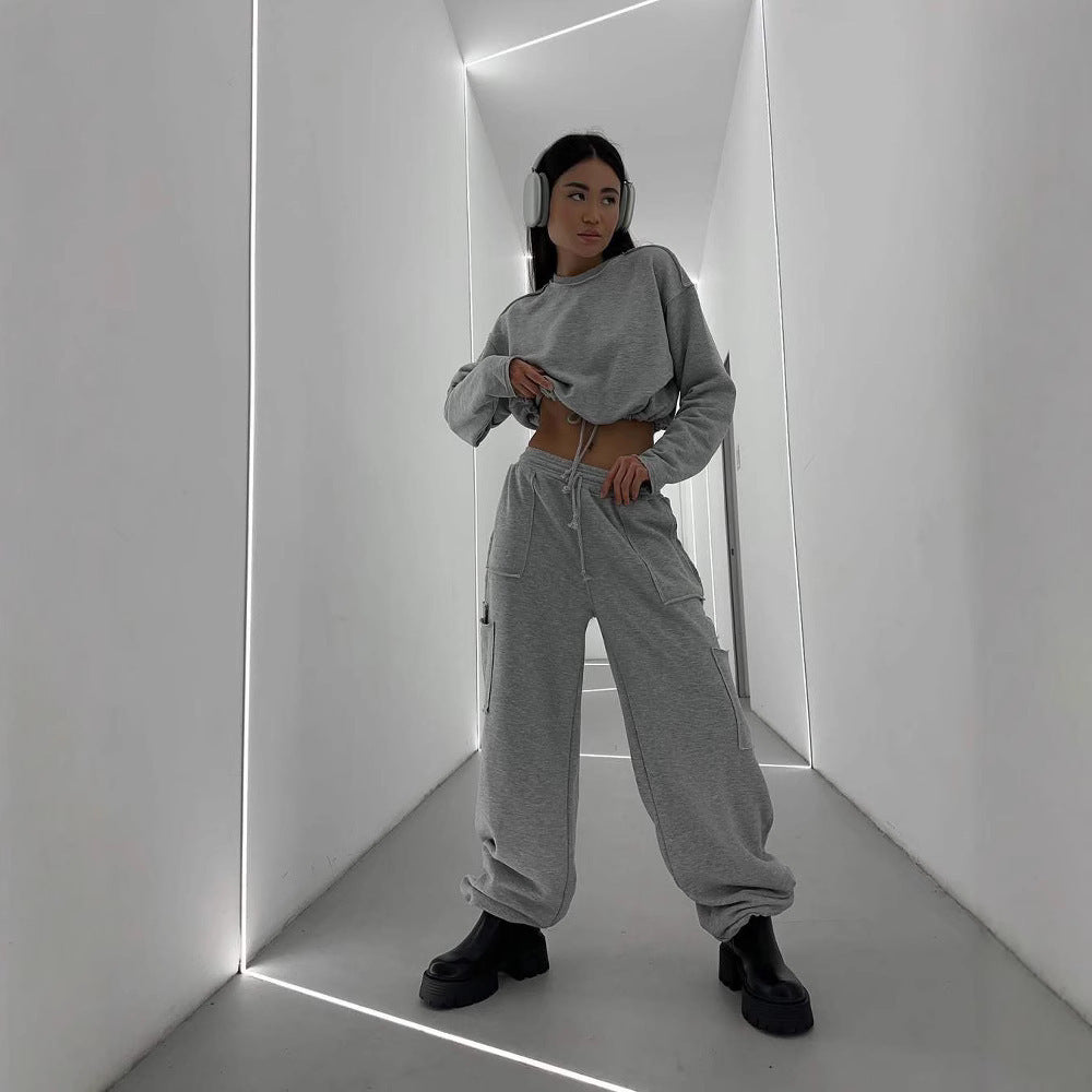 Damen kurzes Sweatshirt mit Kordelzug und Oversize-Ärmeln EB