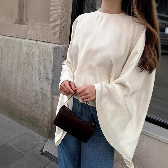 Damen Oversized Sweatshirt mit weitem Schnitt und eleganten Ärmeln EB