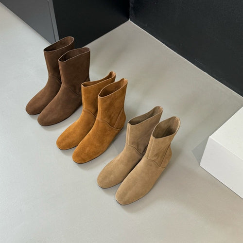 Damen Elegante Stiefeletten aus weichem Wildleder mit praktischem Anziehschlitz EB