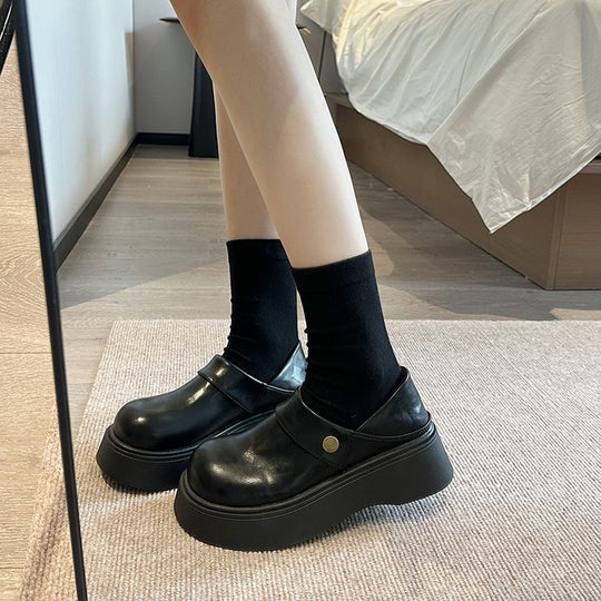 Damen modische Clogs mit stabilem Plateau und praktischen Riemen EB