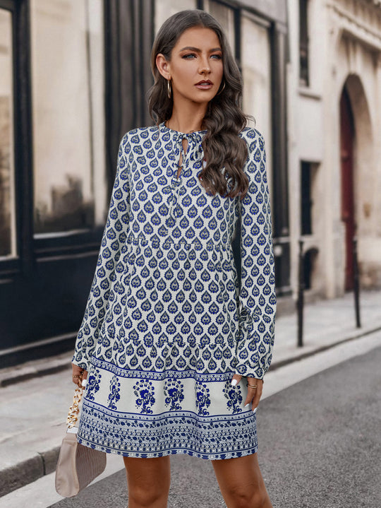 Damen romantisches Kleid mit detailverliebtem Print und langen Ärmeln EB