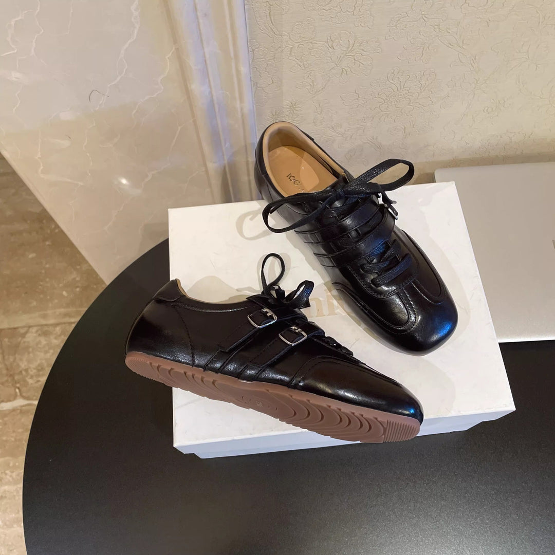Damen modische Schnürschuhe mit glänzender Lederoberfläche und eleganten Akzenten EB