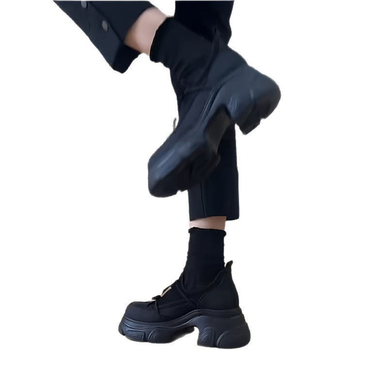 Damen plattformierte Sneaker mit eleganter Schnürung EB