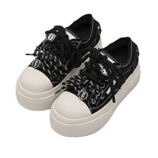 Damen Trendige Sneakers mit innovativen Schnürsystemen und dämpfender Sohle EB