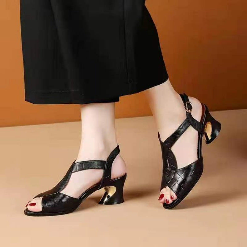 Damen Riemchensandalen mit elegantem Absatz EB