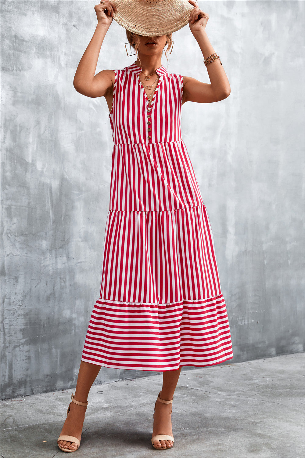 Damen Maxikleid mit gestreiftem Design, durchgehendem Knopfverschluss und voluminösem Saum EB