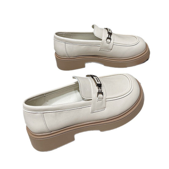 Damen Bequeme Mokassins mit modischen Schnallen-Details EB