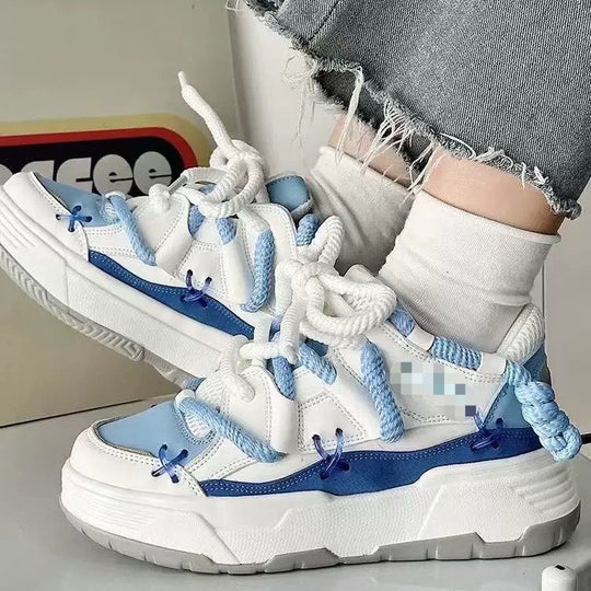 Damen Sportliche Sneakers mit innovativen Akzenten und rutschfester Sohle EB