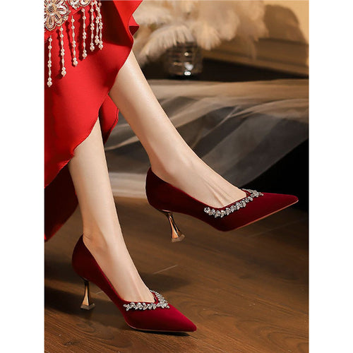 Damen elegante spitze Pumps mit Kristallverzierung EB