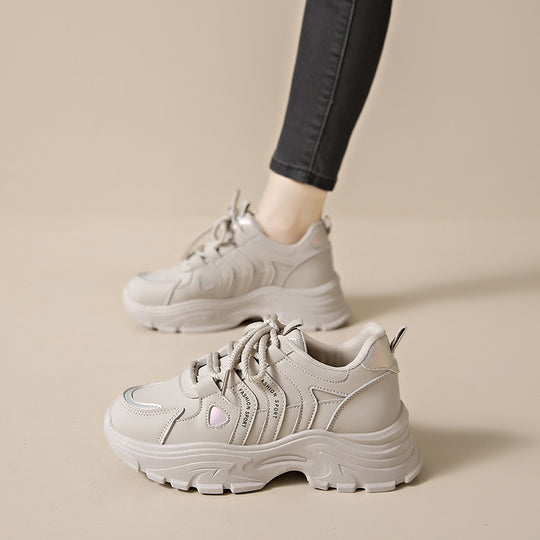 Damen modische sportliche Sneakers mit innovativer Sohlenkonstruktion EB