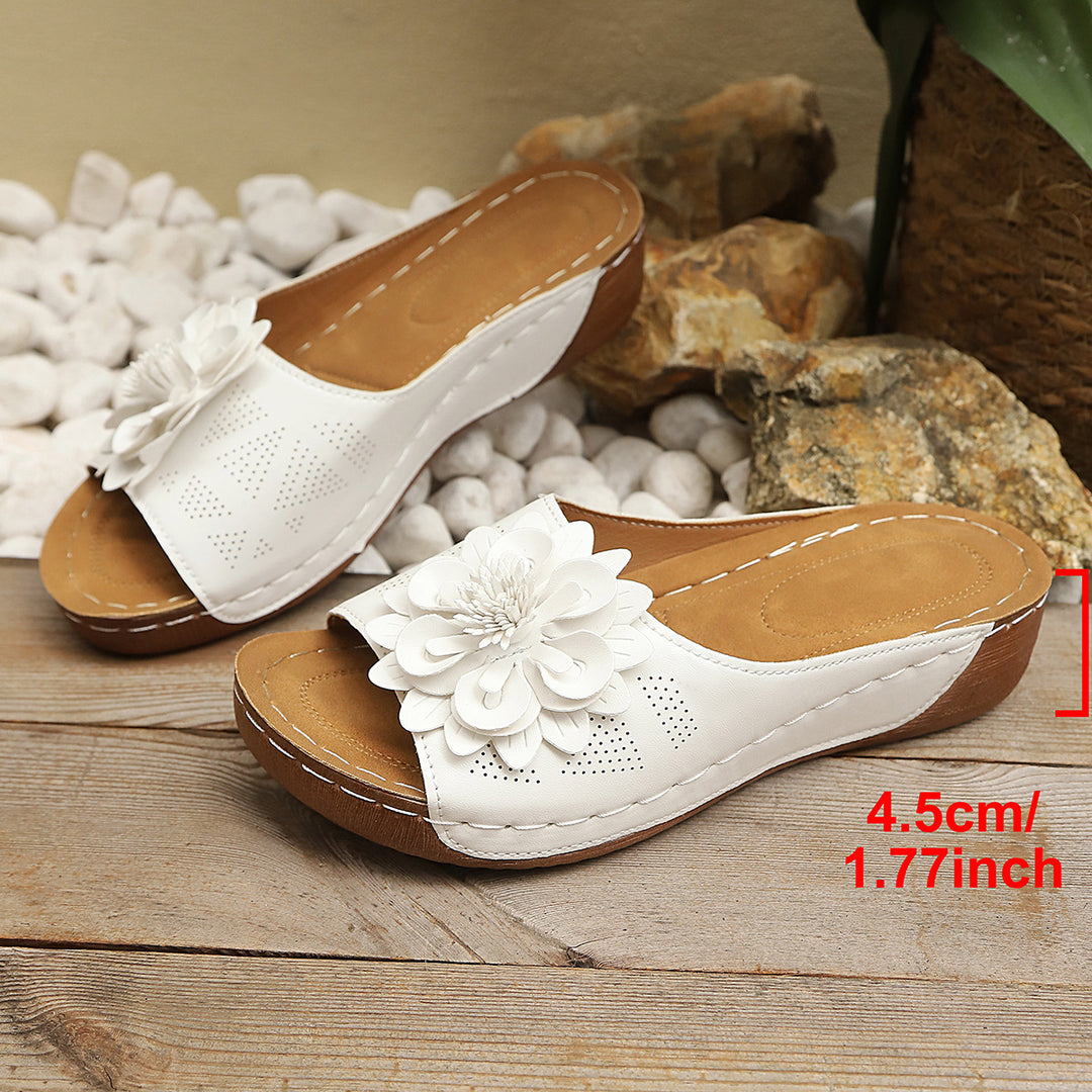 Damen Komfortable und dekorative Mules mit floralem Design EB