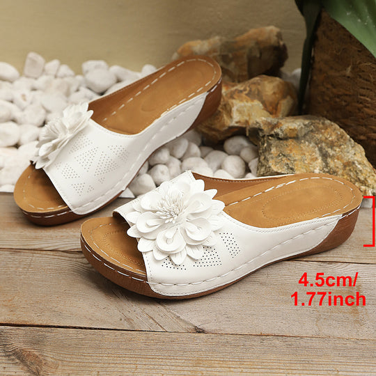 Damen Komfortable und dekorative Mules mit floralem Design EB