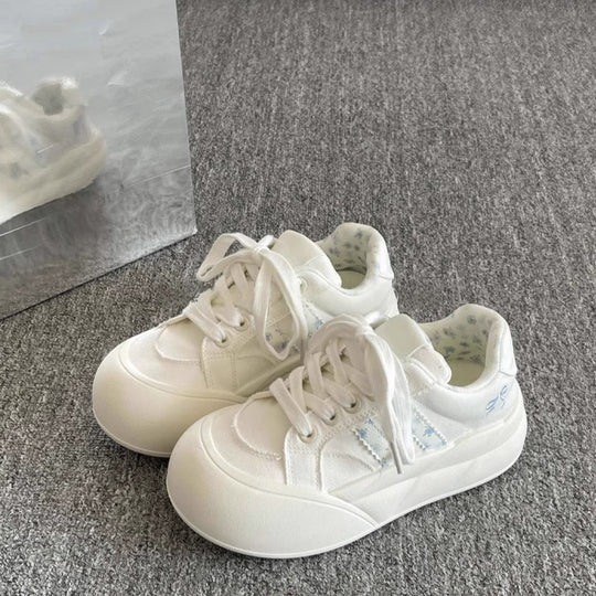 Damen Sportliche Sneakers mit atmungsaktiver Mesh-Oberfläche und innovativem Schnürsystem EB