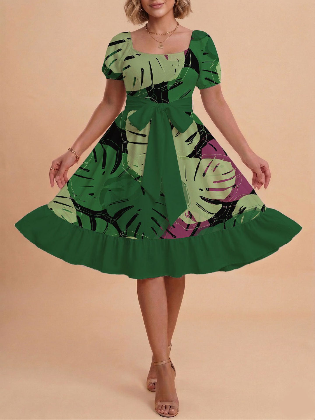 Damen Verspieltes Maxikleid mit Bärenmuster und taillierbarem Band EB