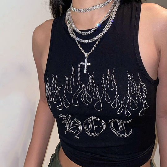 Damen Crop-Top mit auffälligem Flammenmotiv und glänzenden Akzenten EB