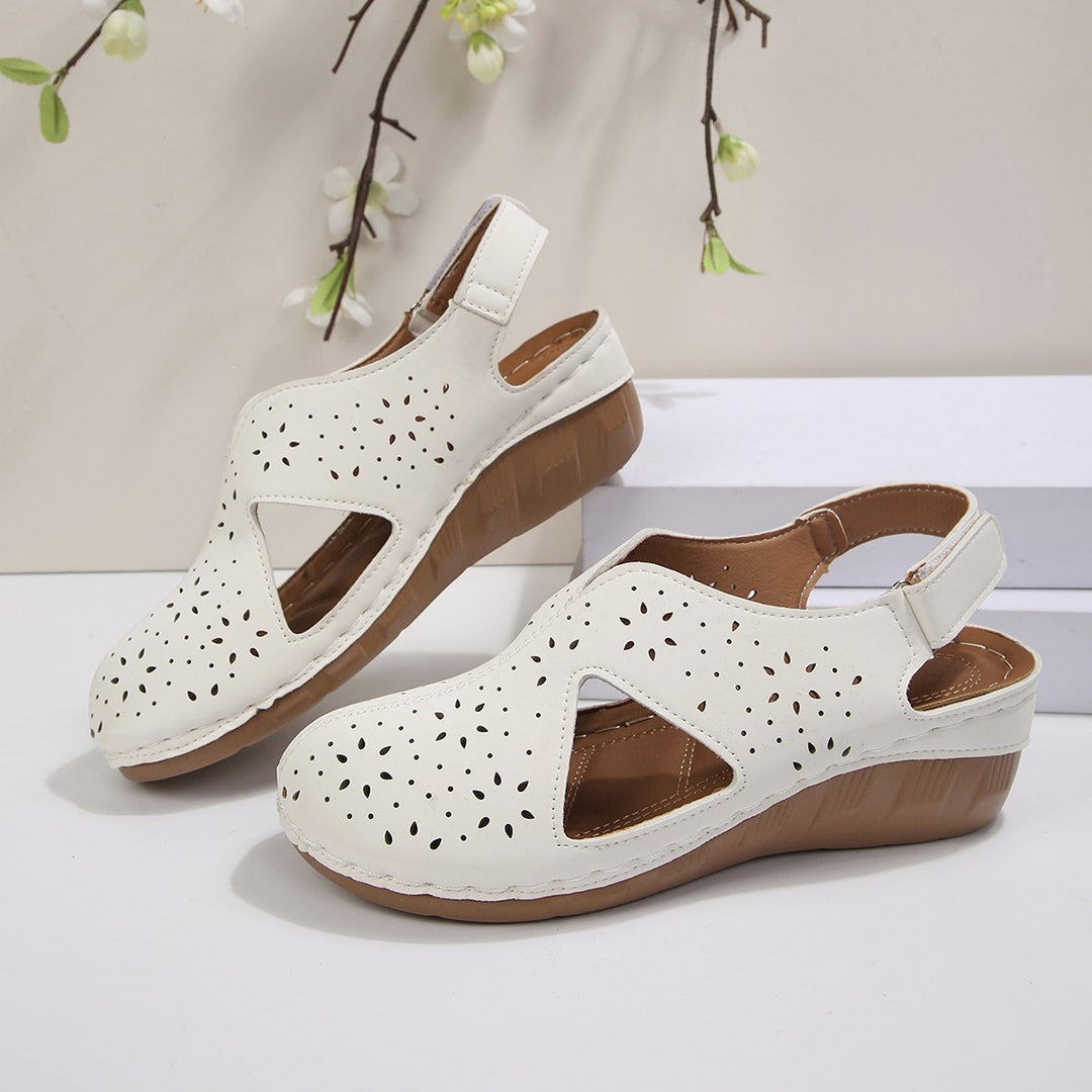 Damen Wedge-Pantoletten mit geschlitztem Design und rutschfester Sohle EB