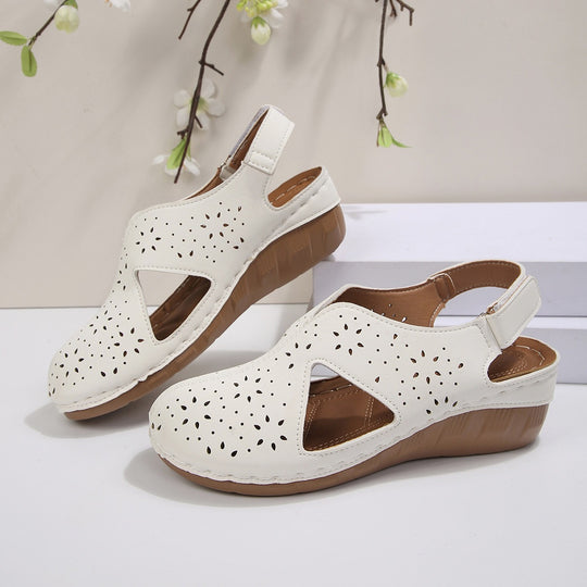 Damen Wedge-Pantoletten mit geschlitztem Design und rutschfester Sohle EB