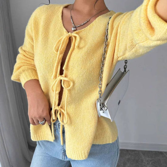 Damen Oversized Strickpullover mit dekorativem Schnürdetail EB