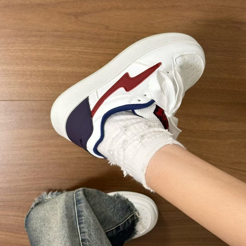 Damen modische Sneakers mit ergonomischer Sohle und farblichen Akzenten EB