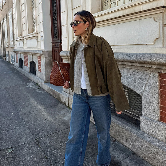Damen Weiche Veloursjacke mit elastischem Saum und lässigem Schnitt EB