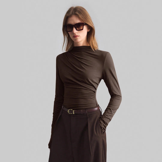 Damen nan schmal geschnittenes Langarmshirt mit asymmetrischer Drapierung und seitlicher Raffung EB