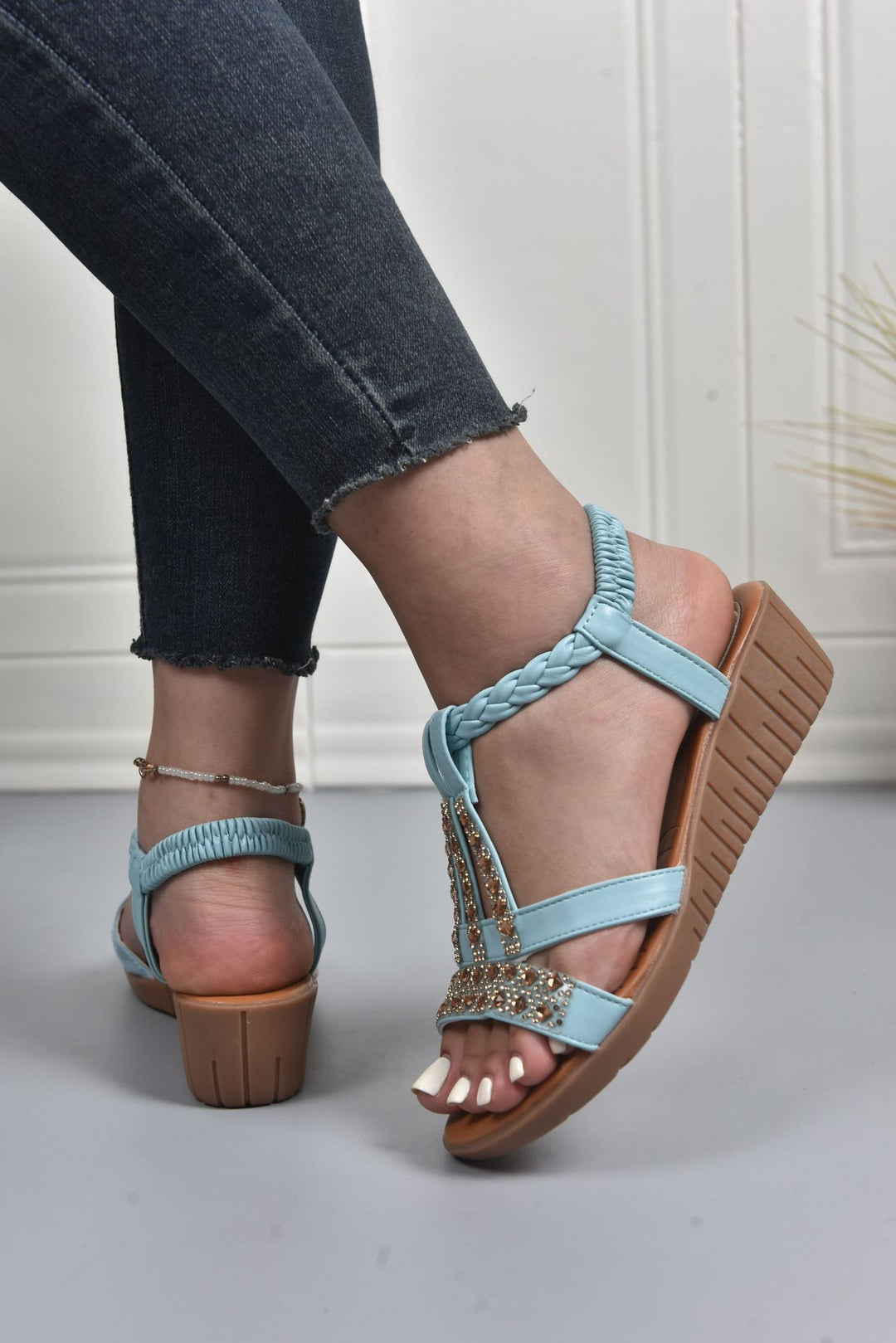Damen Elegante Sandalen mit modischen Glitzer- und Blumenapplikationen EB