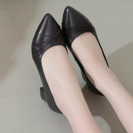 Damen Elegante Pumps mit modischem Blockabsatz und detailverliebtem Obermaterial EB