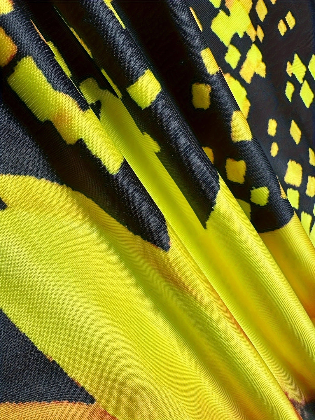 Damen Maxikleid mit floralem Muster und praktischen Taschen EB
