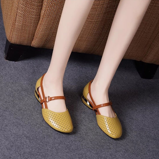 Damen Ballerinas mit luftigen Perforationen und eleganter Doppelriemenführung EB