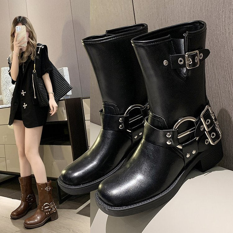 Damen Boots mit modischem Schnallen-Detail und robustem Blockabsatz EB