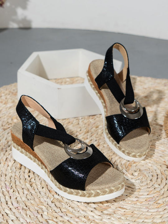 Damen Wedge-Sandalen mit dekorativem Ring und geflochtenem Riemendesign EB