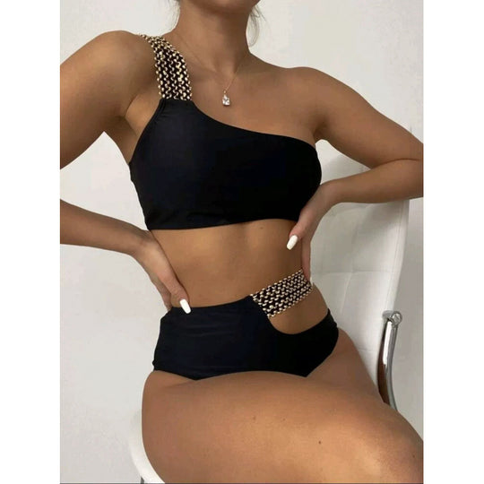 Damen Cut-Out Bikini mit asymmetrischem Schnitt und modischem Kettendetail EB