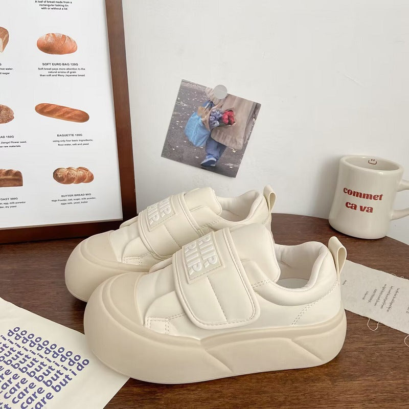 Damen Sneaker mit verstellbarem Klettverschluss und dämpfender Sohle EB