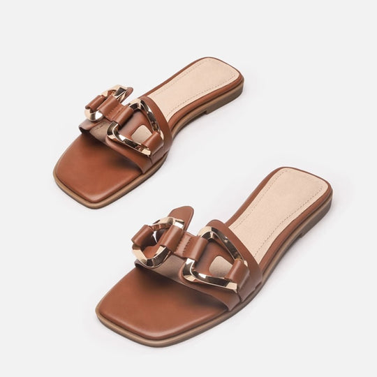 Damen Elegante Riemensandalen mit modischem Kettendetail und bequemer Fußbettgestaltung EB