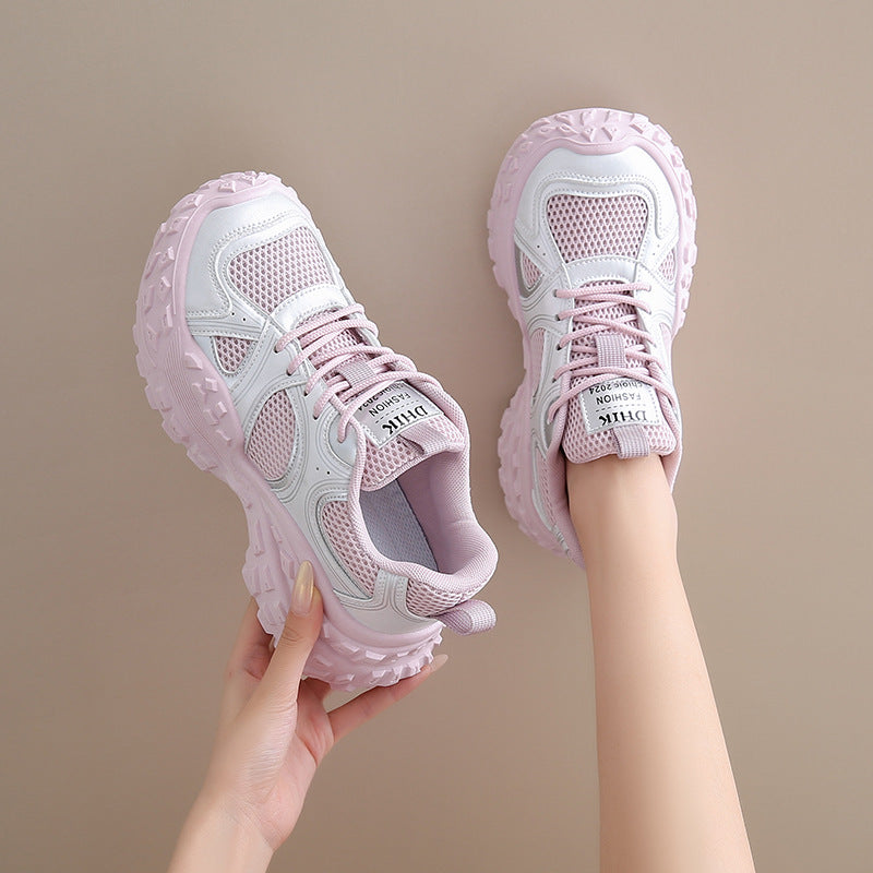 Damen sportliche Sneakers mit innovativem Sohlenprofil und atmungsaktiver Mesh-Konstruktion EB
