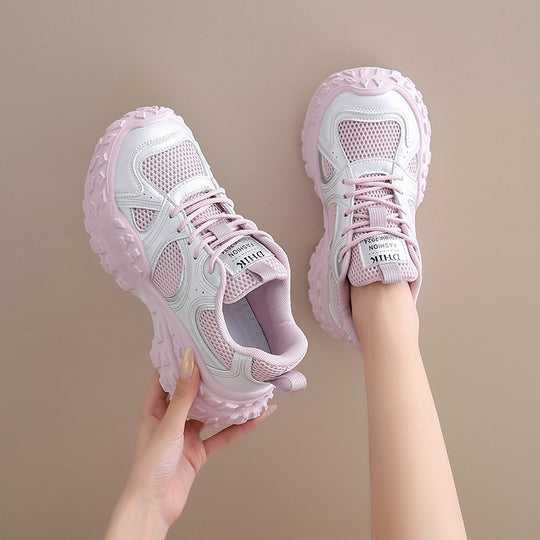 Damen sportliche Sneakers mit innovativem Sohlenprofil und atmungsaktiver Mesh-Konstruktion EB