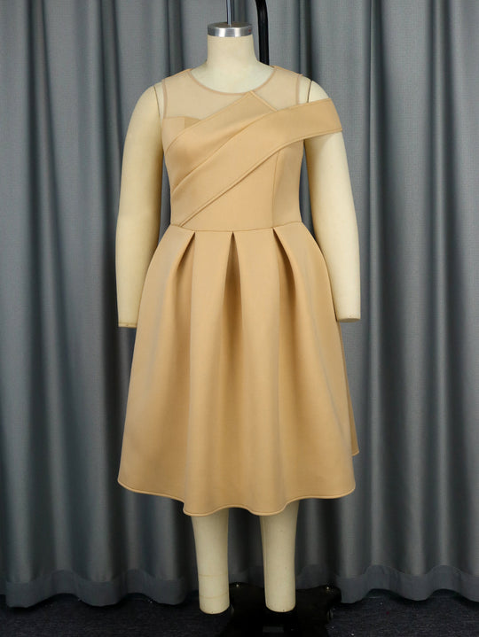 Damen Elegantes Cocktailkleid mit asymmetrischem Schnitt und transparenten Ärmeln EB