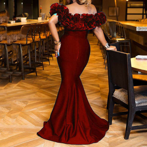 Damen Abendkleid mit voluminösem Rüschensaum EB