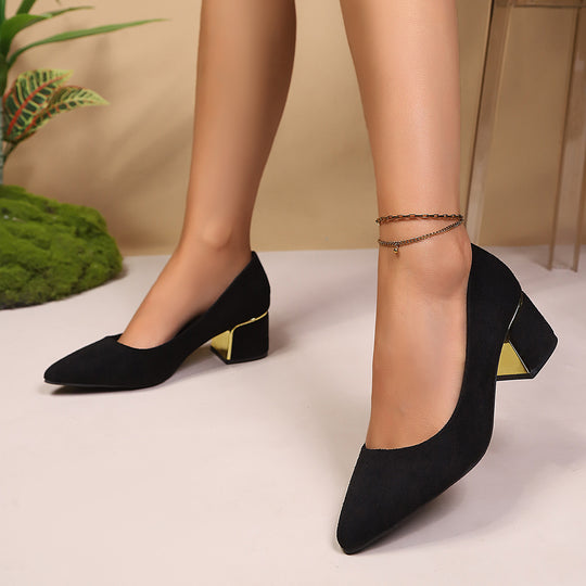 Damen dezente Pumps mit goldenem Akzent EB