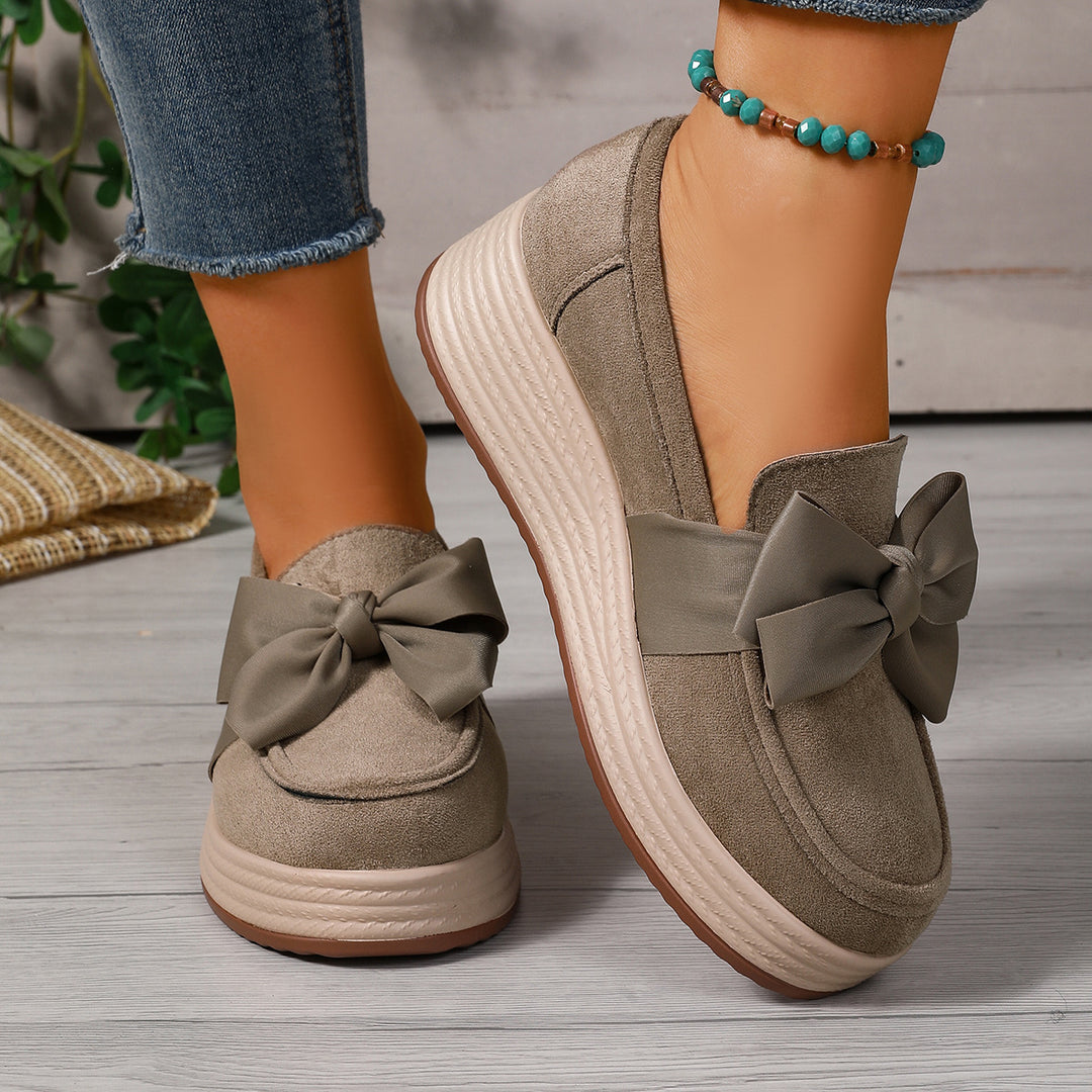 Damen Mokassin-Schuhe mit dekorativem Schleifenakzent und leichtem Wedge-Design EB