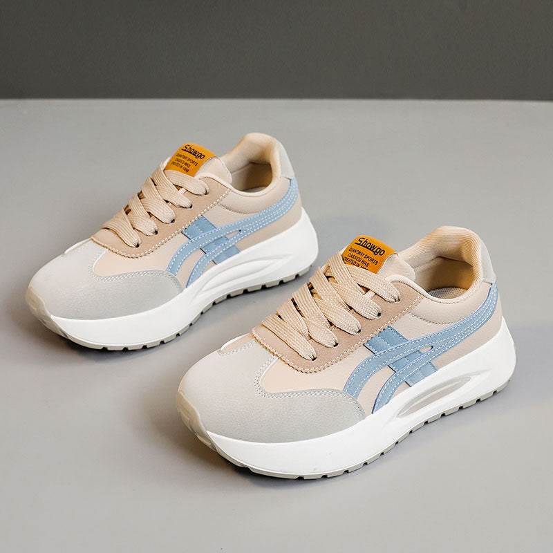 Damen Sportliche Sneakers mit dämpfendem Sohlenprofil und robustem Obermaterial EB