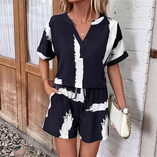 Damen geschnittener Sommer-Jumpsuit mit elegantem V-Ausschnitt und praktischen Taschen EB