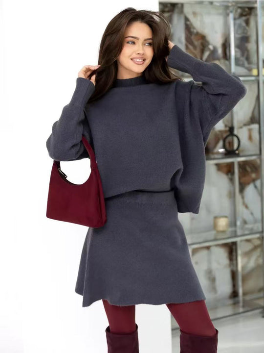 Damen Strickensemble mit weitem Schnitt und hochgeschlossenem Kragen EB