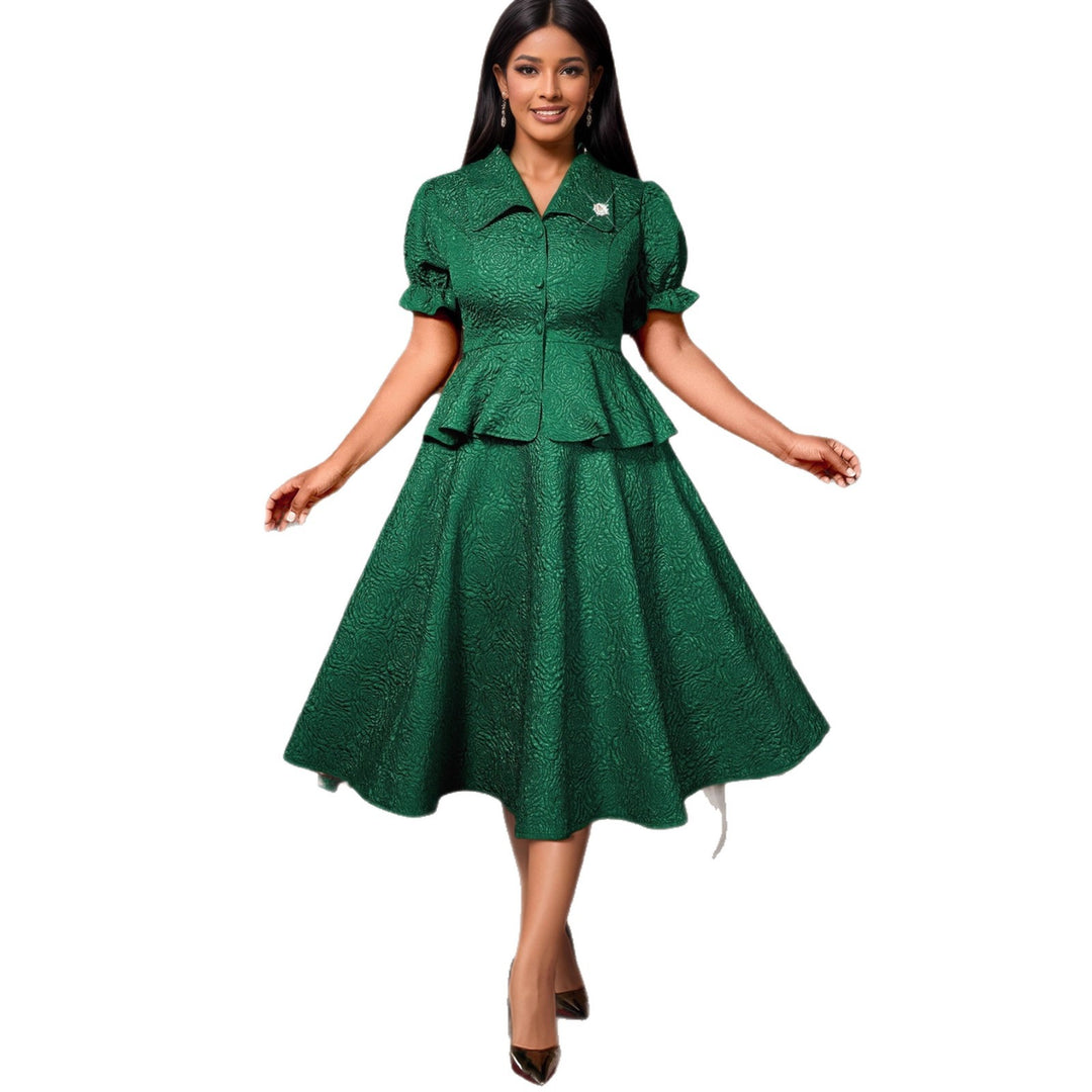 Damen elegantes Kleid mit Vintage-Details und voluminösem Rock EB