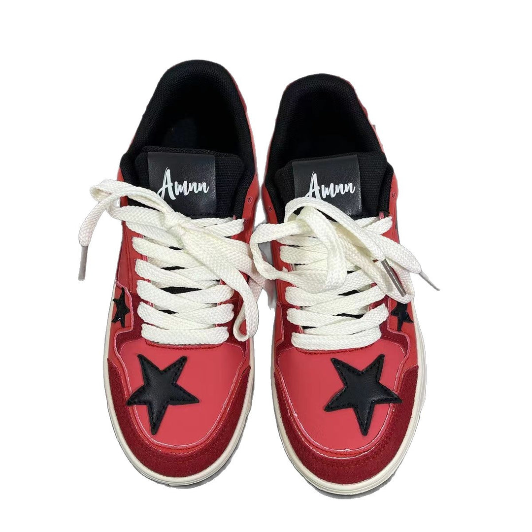 Damen Sportliche Sneakers mit auffälliger Sternenapplikation und robustem Profil EB
