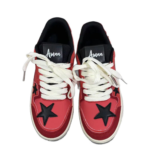Damen Sportliche Sneakers mit auffälliger Sternenapplikation und robustem Profil EB