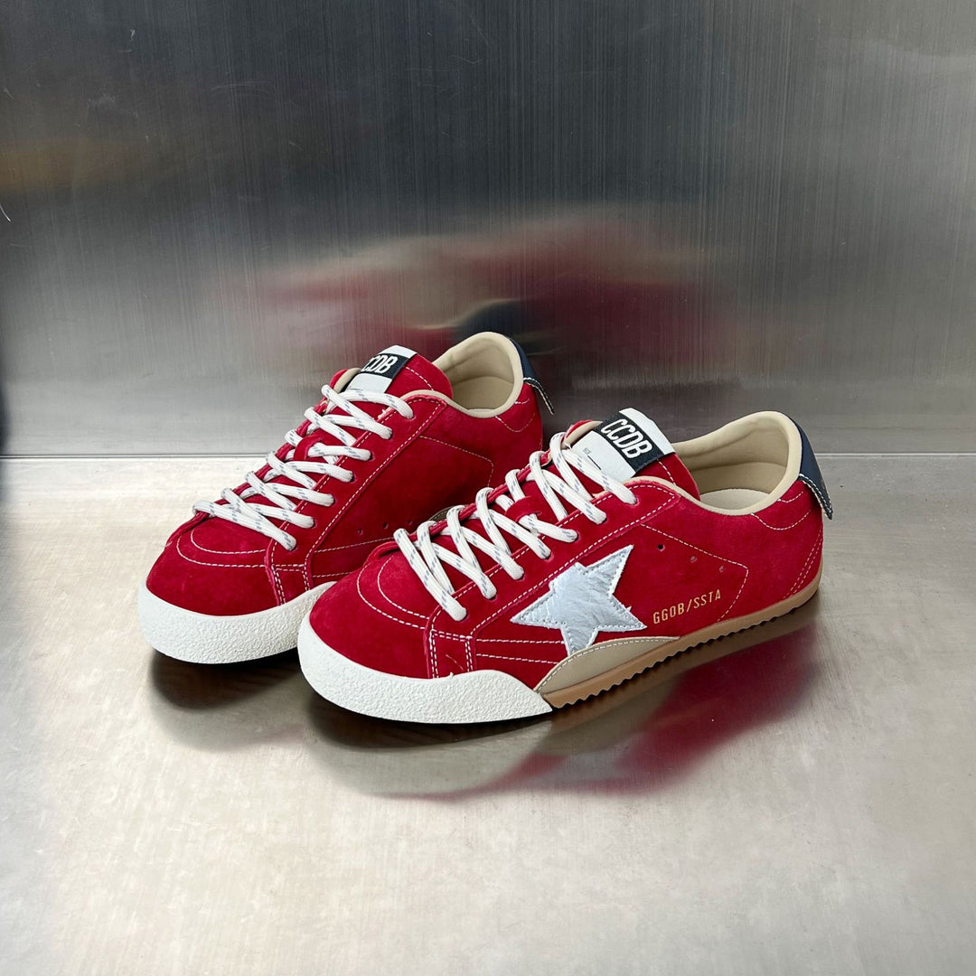 Damen Veloursleder Sneakers mit reflektierenden Akzenten und bequemer Sohle EB