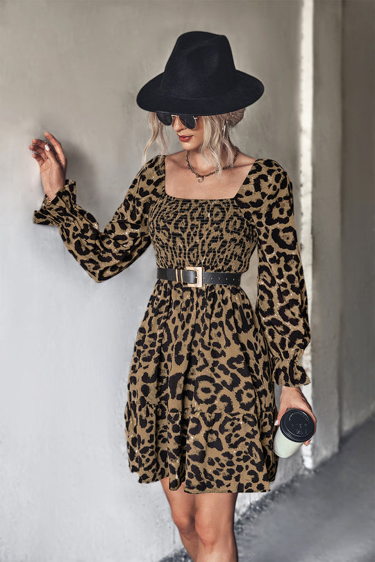 Damen Wickelkleid mit modernem Leopardenmuster und elastischem Taillenband EB