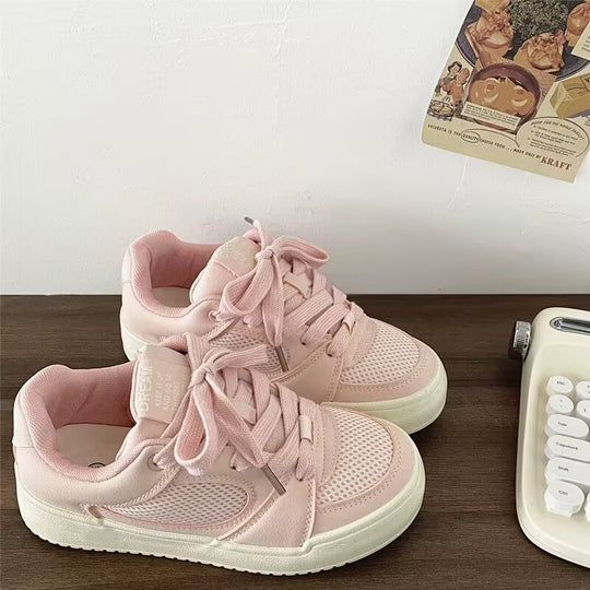 Damen Sneakers im urbanen Design mit atmungsaktiven Mesh-Einsätzen und bequemem Futter EB